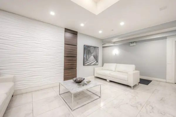 Guelph, ON N1L 0N6,1280 Gordon ST #305