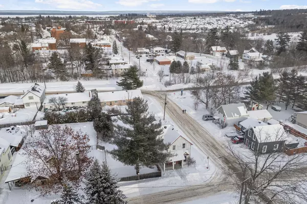 Arnprior, ON K7S 1G7,48 Havey ST