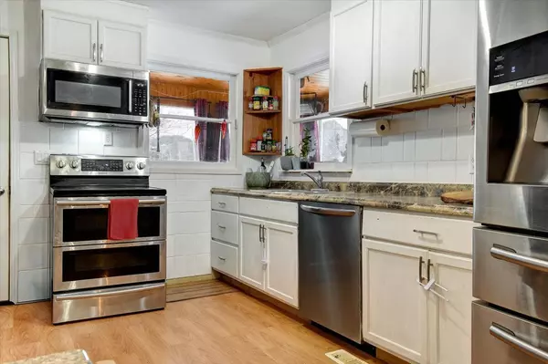 Bancroft, ON K0L 1C0,31298 Hwy 28 N/A E