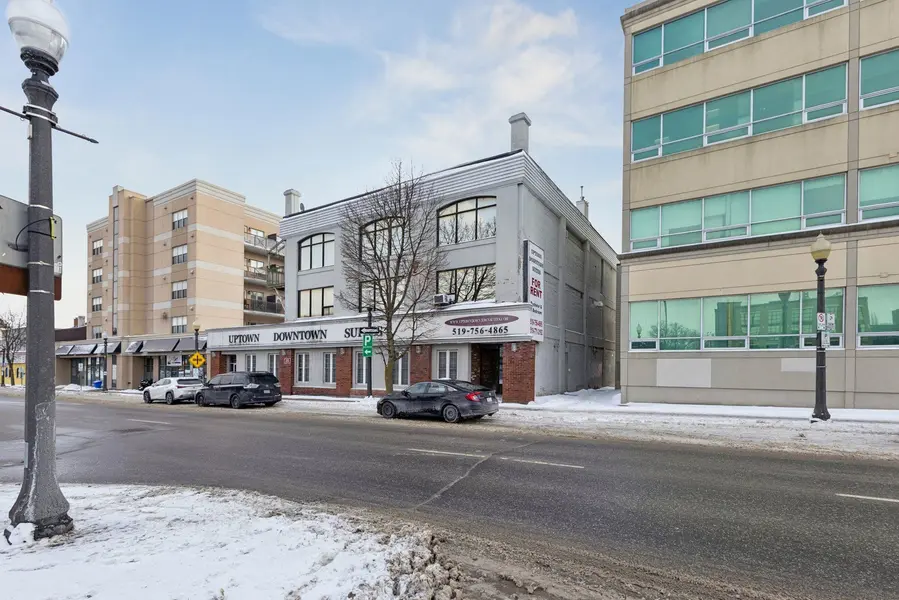 251-253 Colborne ST, Brantford, ON N3T 2H4