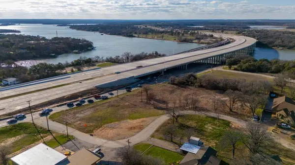 7100 Lake Worth Boulevard, Lake Worth, TX 76135