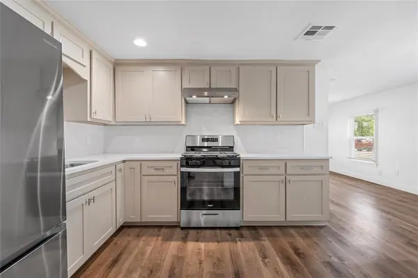 1720 Bagby Avenue, Waco, TX 76706