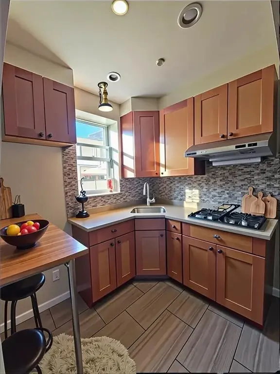 864 59th ST, Brooklyn, NY 11220