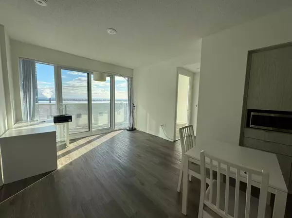 Toronto, ON M5E 0G1,55 Cooper ST #2311