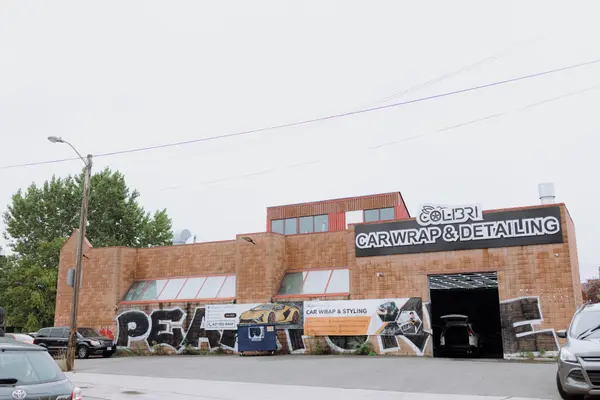 186 Mulock AVE, Toronto W02, ON M6N 3C8