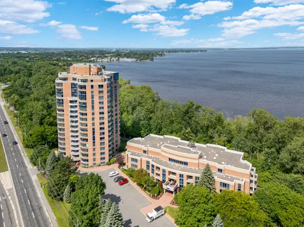 3105 Carling AVE #503, Crystal Bay - Rocky Point - Bayshore, ON K2H 5A6
