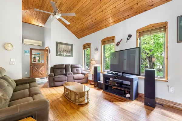 South Bruce Peninsula, ON N0H 2T0,1033 Bruce Road 9 N/A