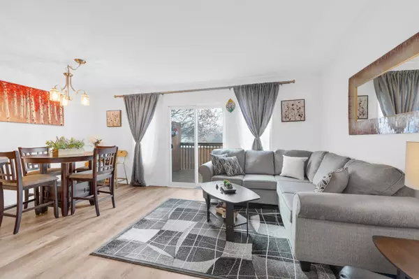 Belleville, ON K8N 5Y8,35 Albion ST #37