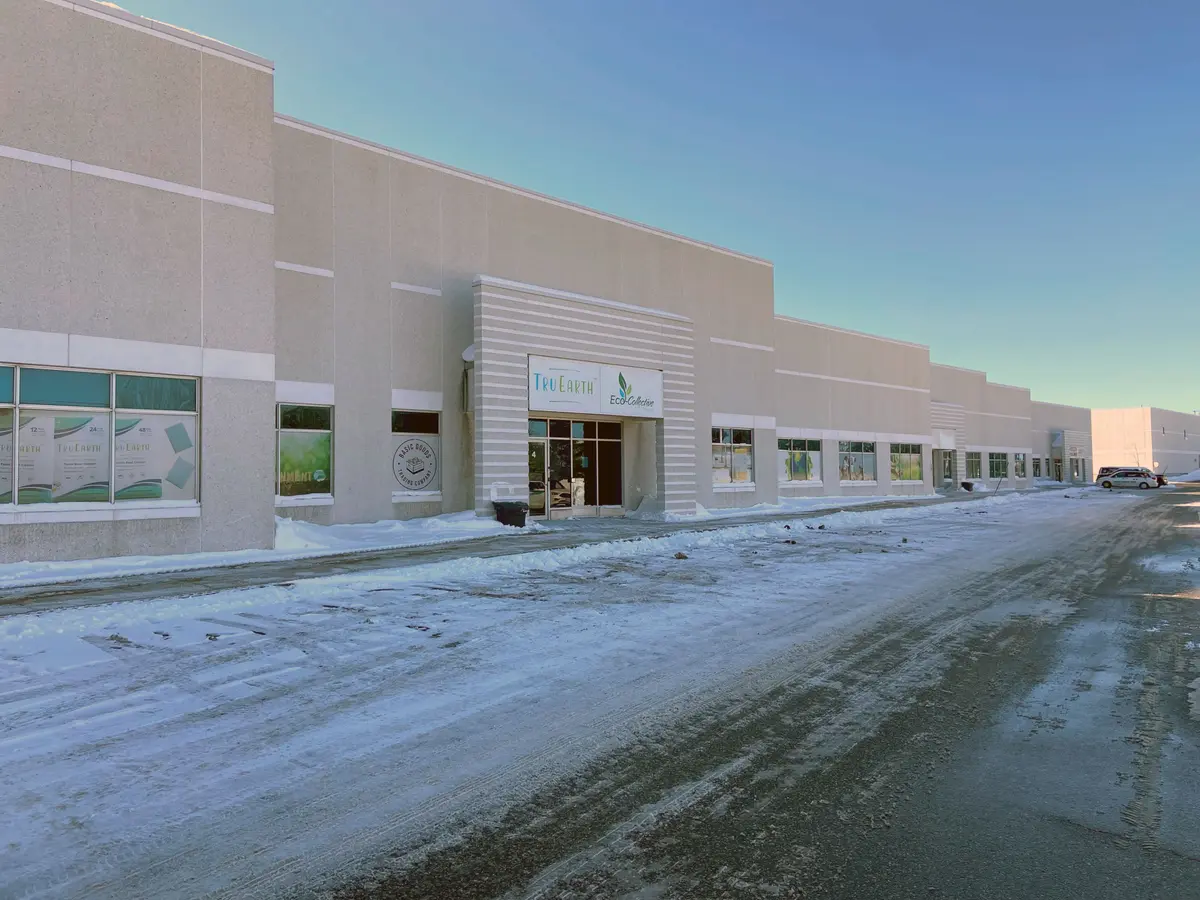 3500 Ridgeway DR #4, 5 & 6, Mississauga, ON L5L 0A2