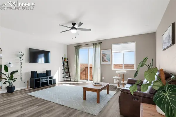 3430 Bella Luna DR, Pueblo, CO 81001