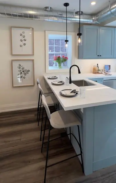 633 Milverton BLVD, Toronto E03, ON M4C 1X8