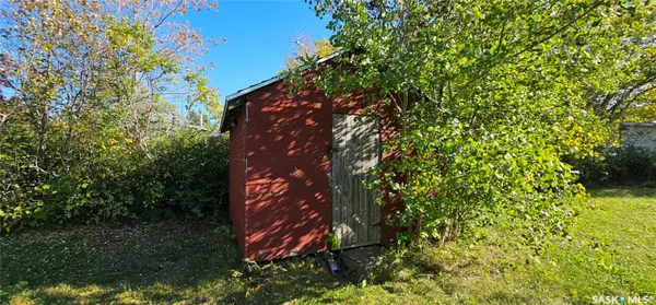 121 4th AVENUE E, Kelvington, SK S0E 1W0