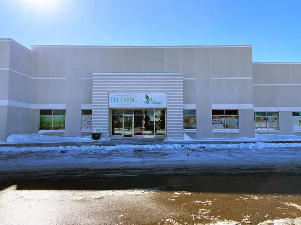 3500 Ridgeway DR #4, 5 & 6, Mississauga, ON L5L 0A2