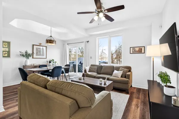 Hamilton, ON L9B 0G9,44 Madonna DR