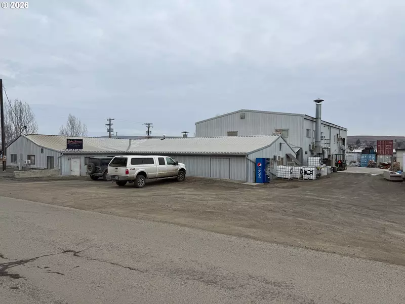 310 Golf Course RD, Enterprise, OR 97828