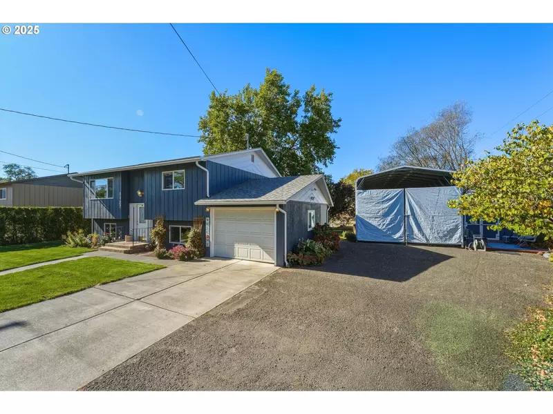 1127 LAMB ST, Milton Freewater, OR 97862