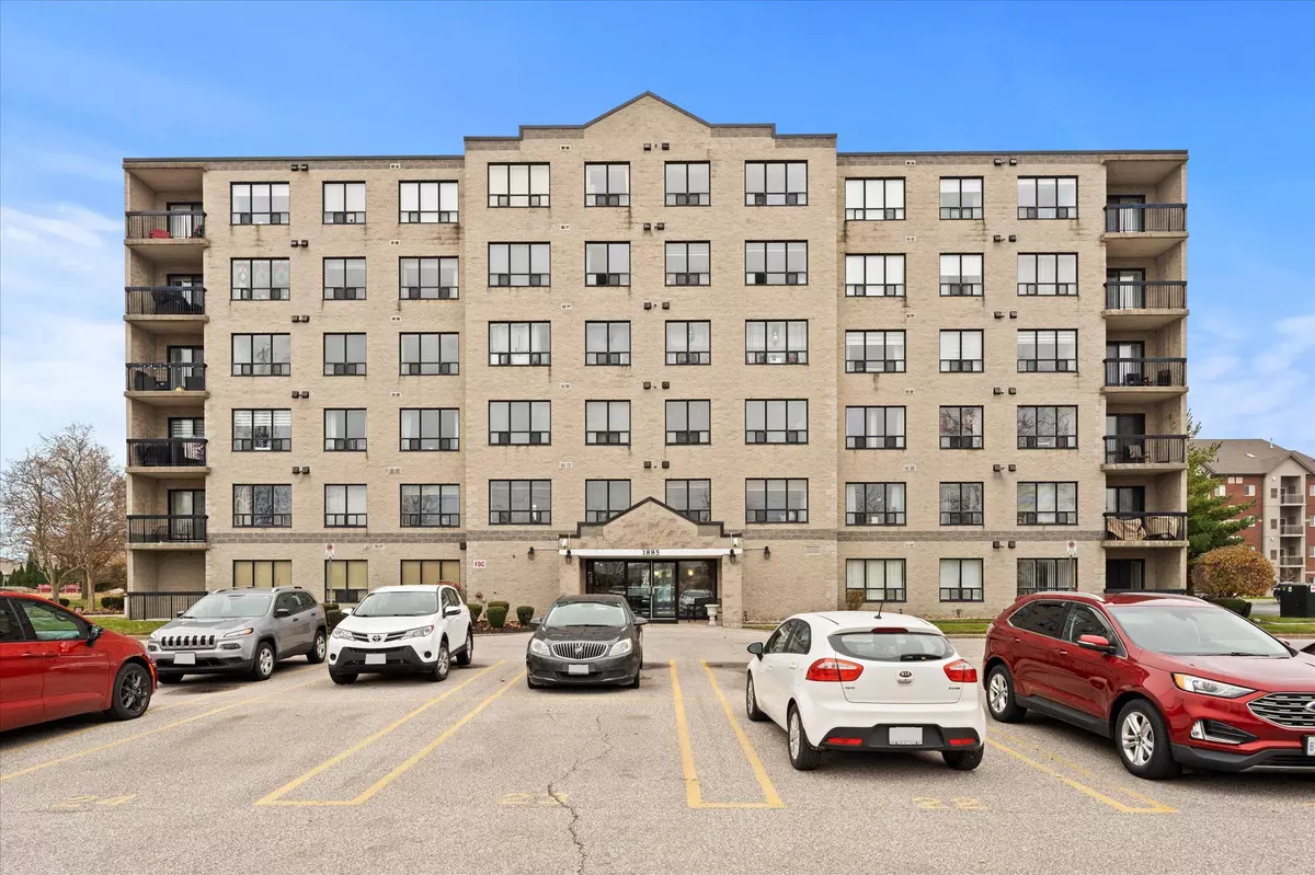 Lasalle, ON N9H 1P9,1885 Normandy ST #304