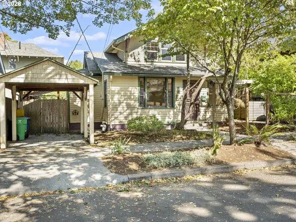 3917 SE TIBBETTS ST, Portland, OR 97202