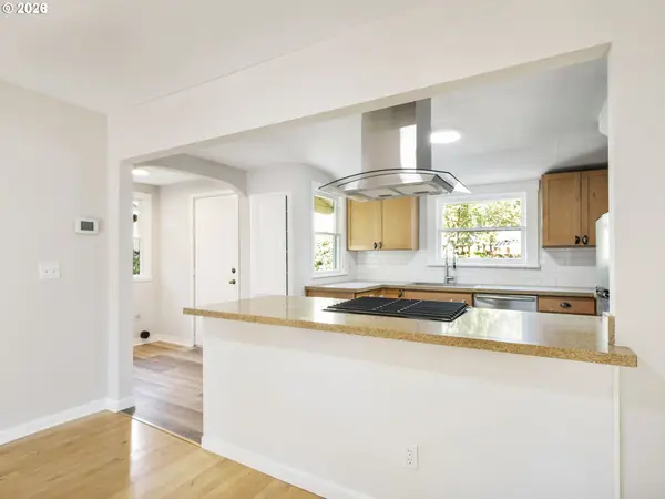 3917 SE TIBBETTS ST, Portland, OR 97202