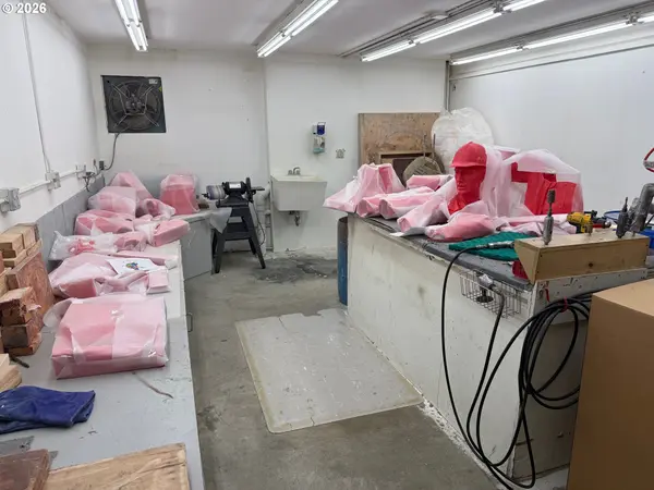 310 Golf Course RD, Enterprise, OR 97828