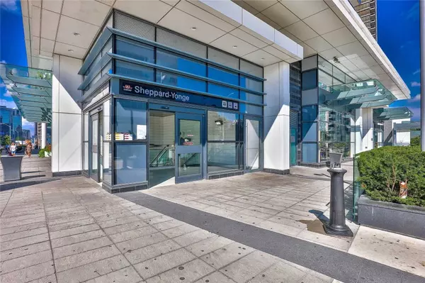 Toronto, ON M2N 2W7,17 Anndale DR #916