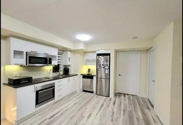 Toronto C06, ON M3H 0C5,555 Wilson AVE #112-E