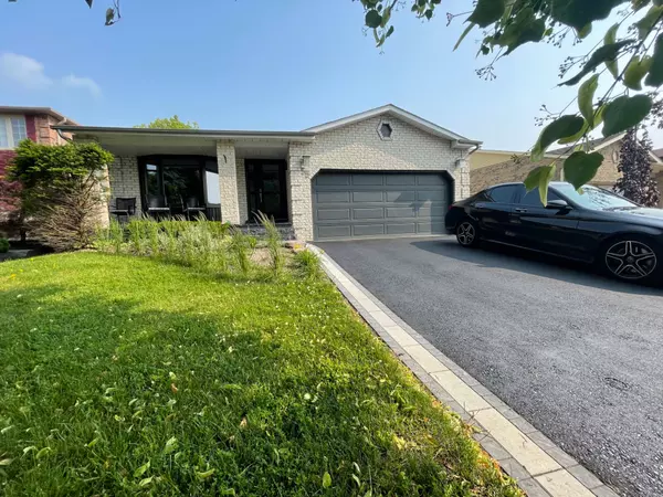 Aurora, ON L4G 3P9,55 Batson DR #Rear