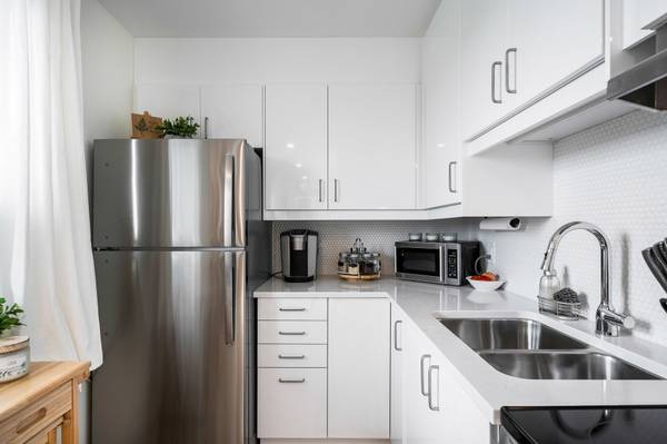 460 Ontario ST #405, Collingwood, ON L9Y 4E5