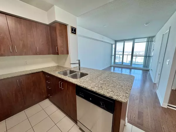 Toronto W08, ON M9C 0A4,215 Sherway Gardens RD #1009