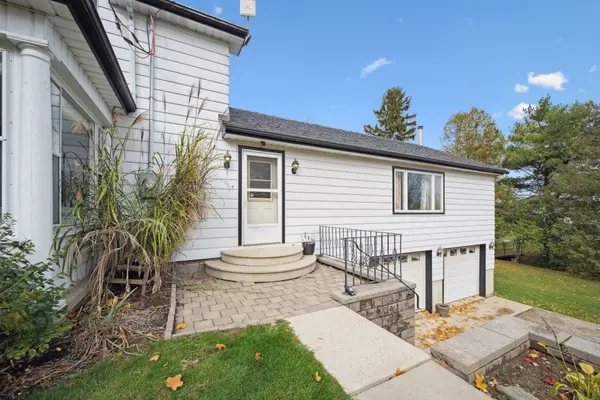 379 Little Lake RD, Norfolk, ON N0J 1P0