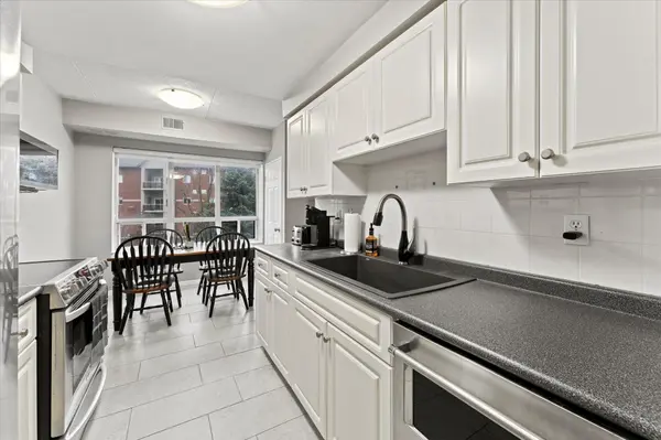 1885 Normandy ST #304, Lasalle, ON N9H 1P9