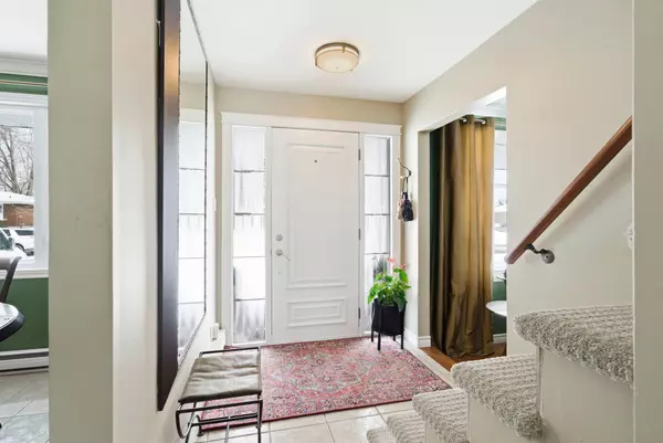 Cornwall, ON K6H 5X5,530 Lynwood DR