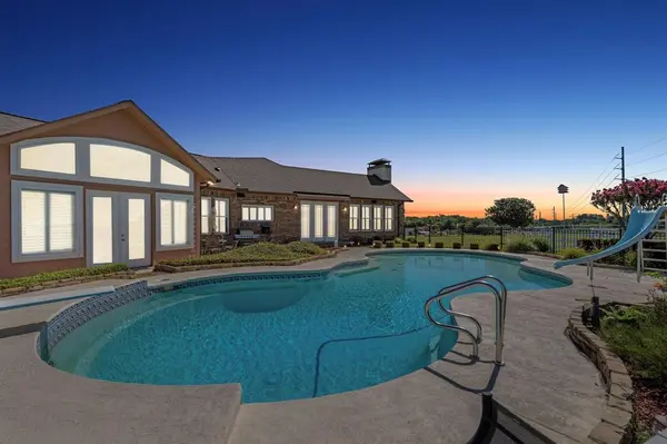 6800 Eastview Drive, Sachse, TX 75048