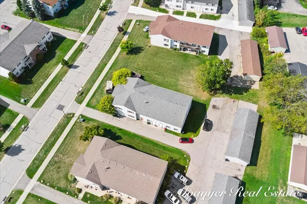 1051 Abbey CT #1, Holland City, MI 49423