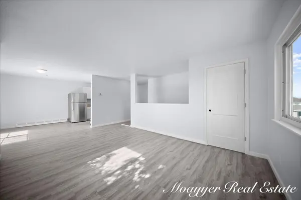 1051 Abbey CT #1, Holland City, MI 49423