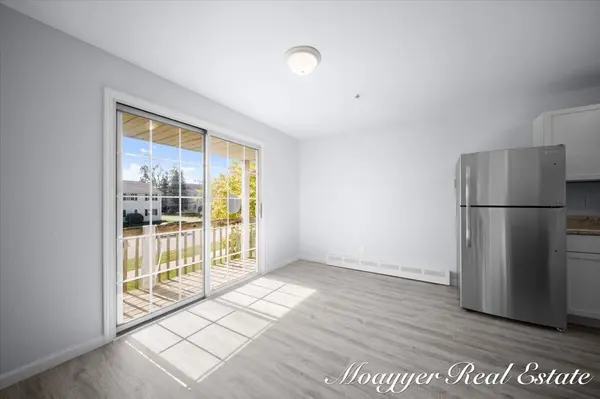 1051 Abbey CT #1, Holland City, MI 49423