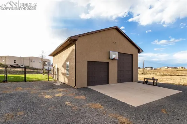 1476 N Bowen DR, Pueblo West, CO 81007