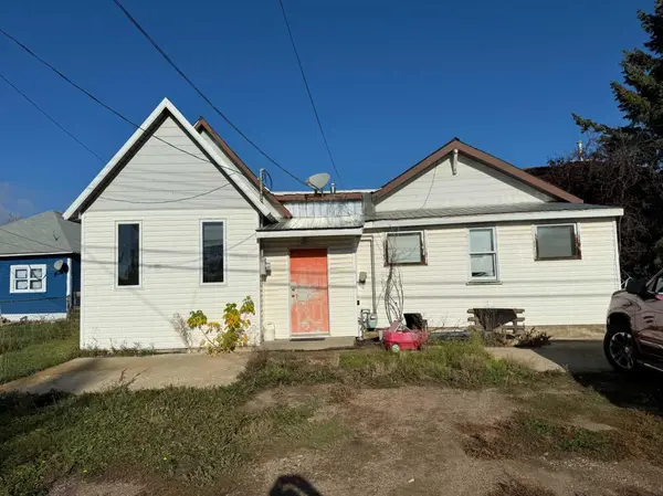 4923 49 ST, Hardisty, AB T0B 1V0