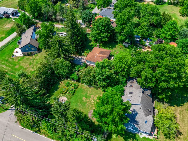 King, ON L0G 1T0,80 Centre ST