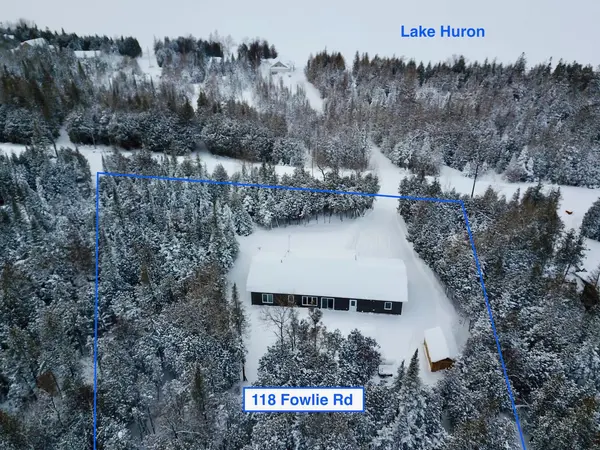 Northern Bruce Peninsula, ON N0H 1W0,118 Fowlie RD