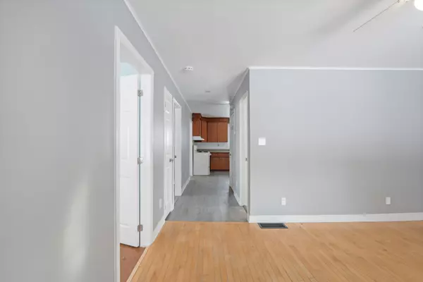 Cornwall, ON K6H 4C7,1109 Larin AVE