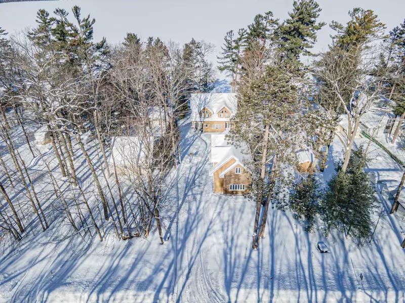 2240 South Orr Lake RD, Springwater, ON L0L 1P0