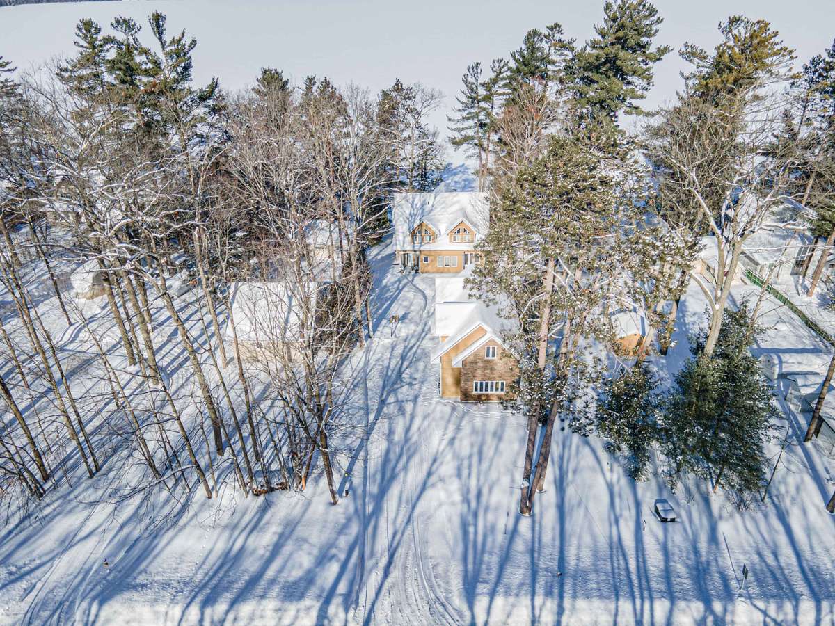 2240 South Orr Lake RD, Springwater, ON L0L 1P0