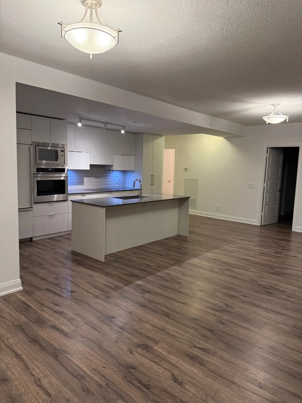 56 Annie Craig DR #4802, Toronto W06, ON M8V 0C8