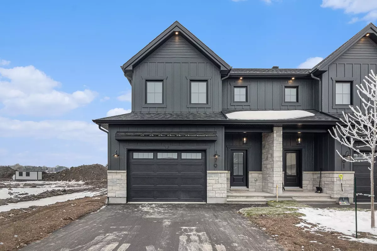 North Stormont, ON K0A 1R0,79 HELEN ST