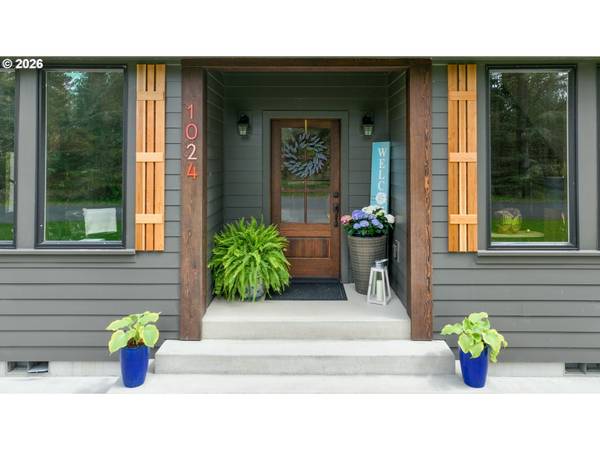 1024 SW PINE DR, Warrenton, OR 97146