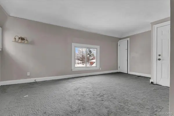 11475 Sanford ST, Detroit, MI 48205