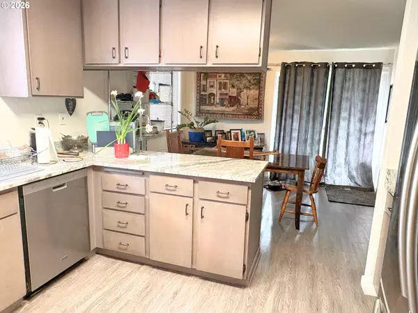 Sutherlin, OR 97479,1708 JASPER AVE