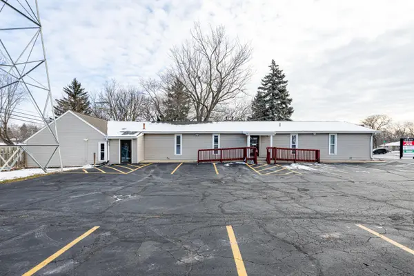 2520 Packard RD ##4, Ypsilanti Twp, MI 48197