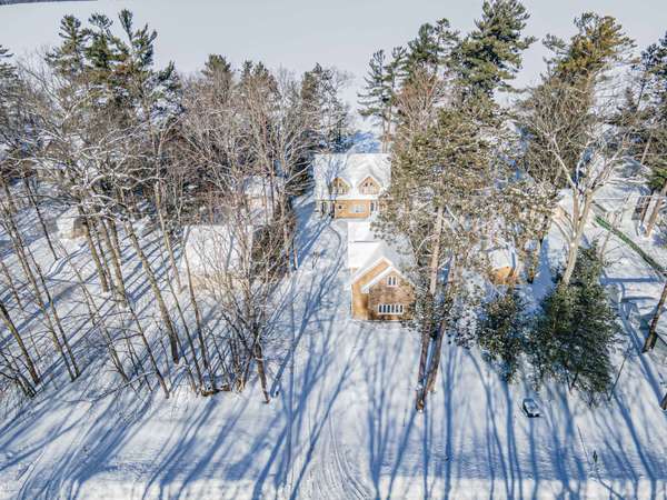 2240 South Orr Lake RD, Springwater, ON L0L 1P0